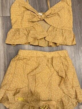 American Threads Yellow Two Piece Flutter Shorts And Crop- Small